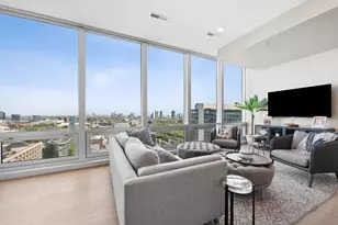 500 W Superior St, Chicago, IL 60654 - Photo 5