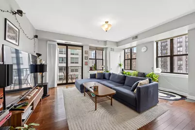 451 W Huron Street #1308, Chicago, IL 60654 - Photo 5
