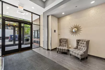 451 W Huron Street #1308, Chicago, IL 60654 - Photo 3