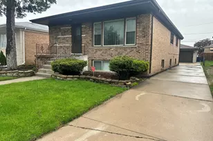 600 Escanaba Ave, Calumet City, IL 60409 - Photo 1