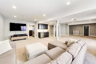 630 S Hillside Ave, Elmhurst, IL 60126 - Photo 41
