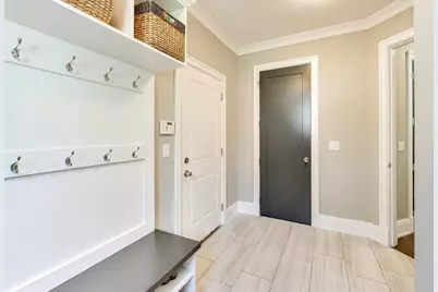630 S Hillside Avenue, Elmhurst, IL 60126 - Photo 21