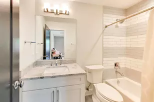 630 S Hillside Ave, Elmhurst, IL 60126 - Photo 31