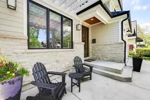 630 S Hillside Ave, Elmhurst, IL 60126 - Photo 5