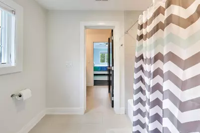 630 S Hillside Avenue, Elmhurst, IL 60126 - Photo 35