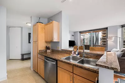 222 N Columbus Drive #3709, Chicago, IL 60601 - Photo 9