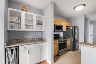 222 N Columbus Dr, Chicago, IL 60601 - Photo 7
