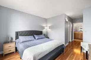 222 N Columbus Dr, Chicago, IL 60601 - Photo 11
