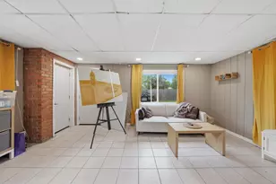 277 W Raye Dr, Chicago Heights, IL 60411 - Photo 21