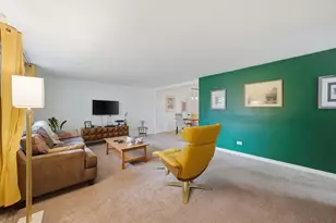 277 W Raye Dr, Chicago Heights, IL 60411 - Photo 5