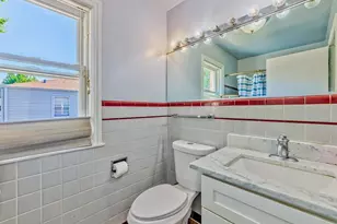 8517 N Crawford Ave, Skokie, IL 60076 - Photo 17