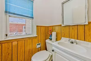 8517 N Crawford Ave, Skokie, IL 60076 - Photo 15