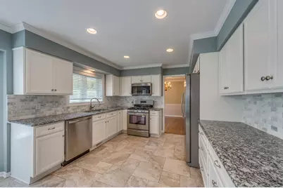 424 S Forest Avenue, Batavia, IL 60510 - Photo 11