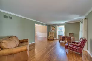 424 S Forest Ave, Batavia, IL 60510 - Photo 5