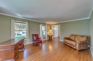 424 S Forest Ave, Batavia, IL 60510 - Photo 7