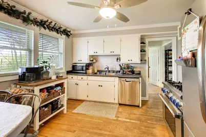 1105 S Hough Street, Barrington, IL 60010 - Photo 9