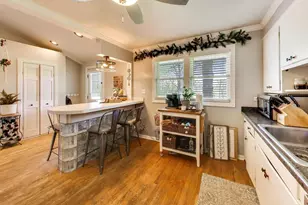 1105 S Hough St, Barrington, IL 60010 - Photo 11