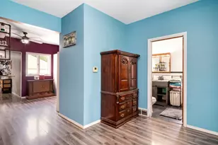 519 W 8th St, Dixon, IL 61021 - Photo 7