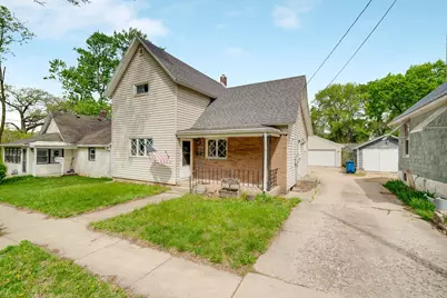 519 W 8th Street, Dixon, IL 61021 - Photo 1