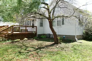 305 W Thomas St, Martinton, IL 60951 - Photo 3