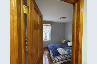 208 W Nippersink Road, Round Lake, IL 60073 - Photo 7