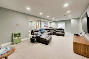 342 Camberley Ln, Lincolnshire, IL 60069 - Photo 39