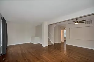 582 Declaration Ln, Aurora, IL 60502 - Photo 7