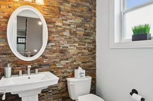 5450 N Natoma Ave, Chicago, IL 60656 - Photo 11