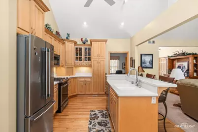 16073 Burr Oak Road, Plano, IL 60545 - Photo 11