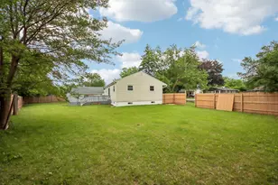 18120 W Big Oaks Rd, Grayslake, IL 60030 - Photo 29