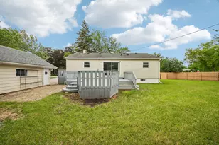 18120 W Big Oaks Rd, Grayslake, IL 60030 - Photo 27