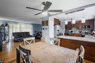 1035 E Plate Dr, Palatine, IL 60074 - Photo 7