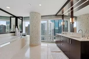 340 E Randolph St, Chicago, IL 60601 - Photo 19