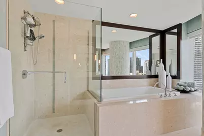 340 E Randolph Street #2801, Chicago, IL 60601 - Photo 21