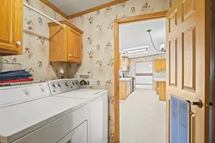 8438 Hickory Tree Dr, Machesney Park, IL 61115 - Photo 21