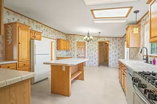 8438 Hickory Tree Dr, Machesney Park, IL 61115 - Photo 13