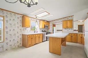 8438 Hickory Tree Dr, Machesney Park, IL 61115 - Photo 15