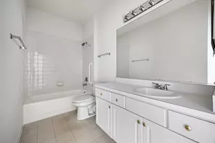 1343 Providence Cir, Elgin, IL 60120 - Photo 9