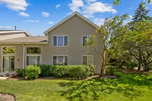 1343 Providence Cir, Elgin, IL 60120 - Photo 13