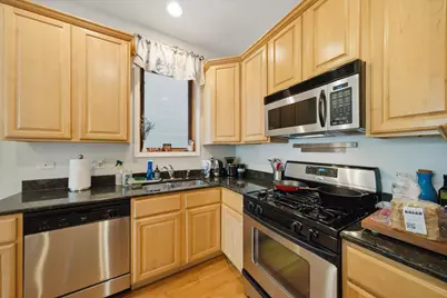 2416 W Thomas Street #2, Chicago, IL 60622 - Photo 3