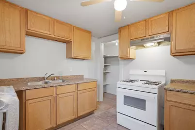 612 Oak Street, Woodstock, IL 60098 - Photo 17