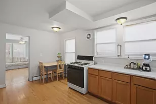 612 Oak St, Woodstock, IL 60098 - Photo 3
