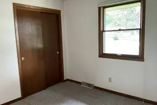 4586 Comet Dr, Machesney Park, IL 61115 - Photo 11