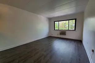 109 S Elmwood Ave, Oak Park, IL 60302 - Photo 3