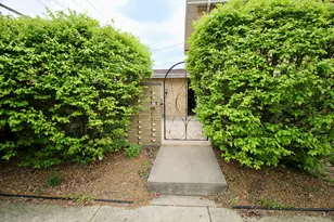 10357 Wight St, Westchester, IL 60154 - Photo 7