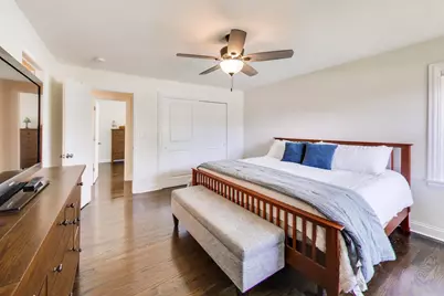 223 E Adams Street, Elmhurst, IL 60126 - Photo 9