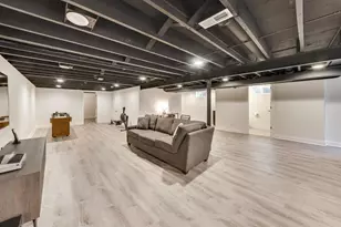 223 E Adams St, Elmhurst, IL 60126 - Photo 17