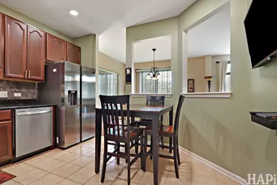 703 Owl Creek Lane, Gurnee, IL 60031 - Photo 9