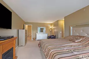 703 Owl Creek Ln, Gurnee, IL 60031 - Photo 11