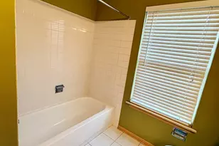 319 Deer Glen Way, Bloomingdale, IL 60108 - Photo 13